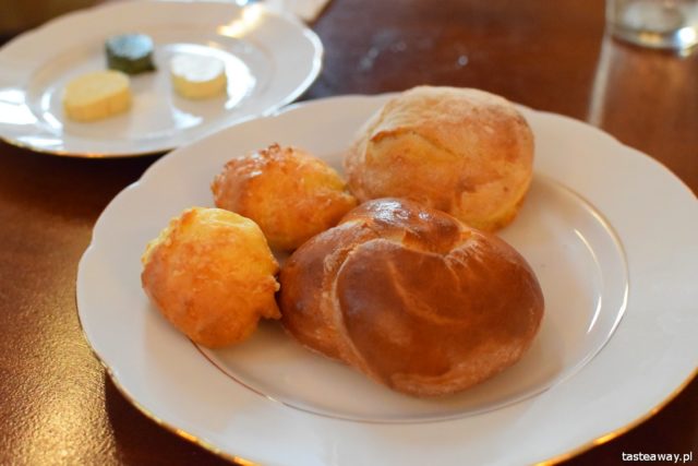 miso butter, herring butter, algae butter, MOD, Hamid Trisno, fusion cuisine, bread and butter