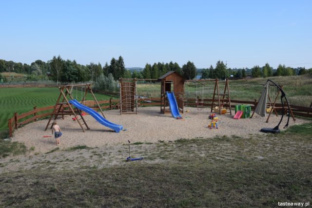 Mazurska Arkadia, Mazury, holidays with a child, family-friendly places, children-friendly places, magical places in Poland