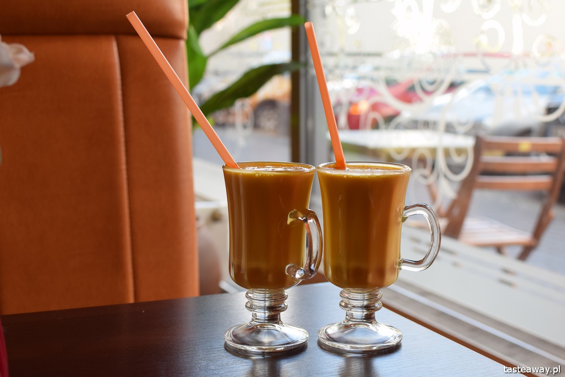 kuchnia indyjskie, restauracje indyjskie, Mr India, Ursynów, Mango Lassi