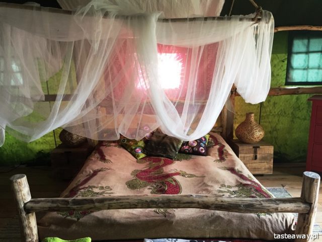 Glendoria, magical places in Poland, magical places for weekend, weekend for two, Mazury, barn, rooms, places with a soul