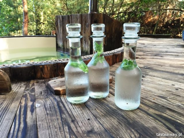 Glendoria, magical places in Poland, magical places for weekend, weekend for two, Mazury, barn, rooms, places with a soul, camp spa, spa w lesie