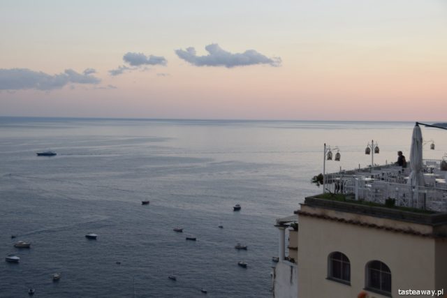 Positano, Italy, where to go for a romantic trip, a trip for two, honeymoon, proposal, most beautiful places in Italy, Amalfi coast, Villa Celentano