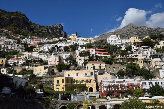 Positano, Italy, where to go for a romantic trip, a trip for two, honeymoon, proposal, most beautiful places in Italy, Amalfi coast