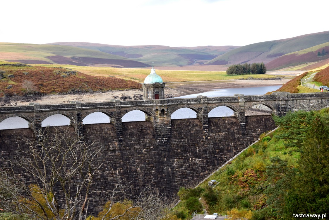 Elan Valley, Walia, Wielka Brytania, co zobaczyć w Walii, najpiękniejsze miejsca w Walii, Walia rowerem, rower z dzieckiem