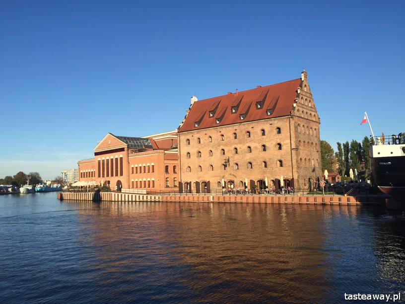 podróżowanie, weekend za miastem, wyjechać na weekend, Gdańsk, najpiękniejsze miasta w Polsce, podróżowanie pociągiem, rzucić wszystko