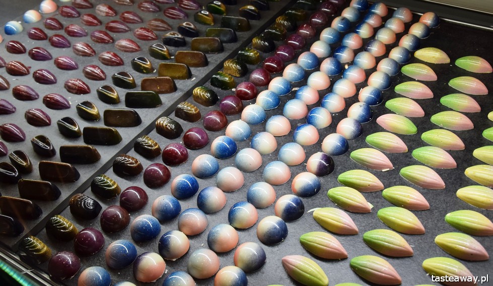 Deseo, Deseo Patisserie & Chocolaterie, Piotr Chylarecki, luksusowe cukiernie w Warszawie, najlepsze cukiernie w Warszawie, praliny czekoladowe, najlesze praliny