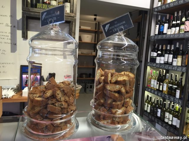 Italian cuisine, Italian products, where to buy Italian products in Warsaw, Heritage Shop & Wine, Warszawa, Pl. Narutowicza