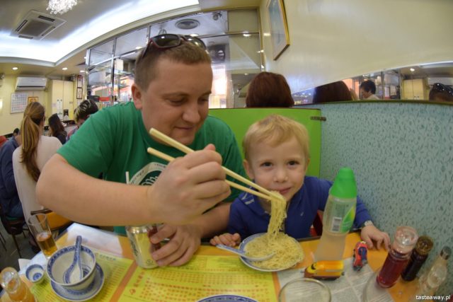 Hong Kong, Chinese cuisine, food in Hong Kong, what to eat in Hong Kong, soup, noodle soup
