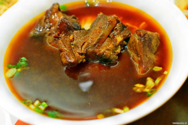 dim sum, Din Tai Fung, where to eat in Hong Kong, Hong Kong, dumplings, dumplings xiao long bao, Chinese dumplings, stewed beef soup