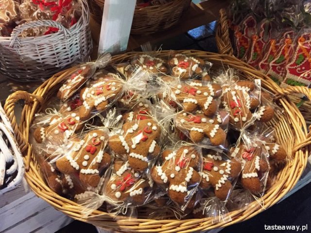 Christmas fairs, Christmas fair in Cracow, Christmas fairs in Poland, Christmas preparations