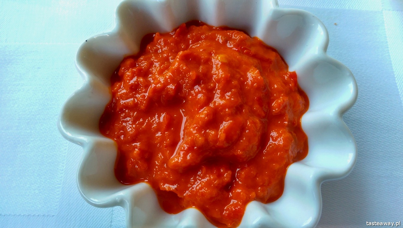 Bałkany, wakacje na Bałkanach, dlaczego warto jechać na Bałkany, ajvar, kuchnia bałkańska,