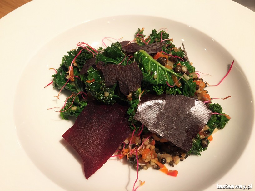 Kuchnia Otwarta, miejsca przyjazne dzieciom, restauracje przyjazne dzieciom, rodzinny obiad, kącik dla dzieci, Wilanów, wege, jarmuż