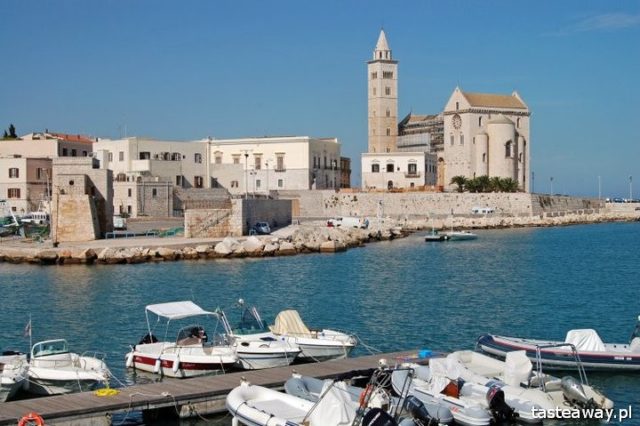 , ideas for the summer, vacation in Europe, Italy, South of Italy, Positano, Trani