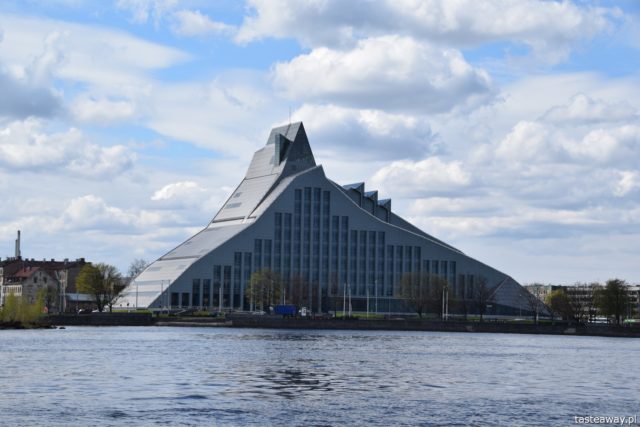 Łotwa, Ryga, co zobaczyć w Rydze, Ryga- atrakcje, starówka w Rydze, Biblioteka Narodowa w Rydze