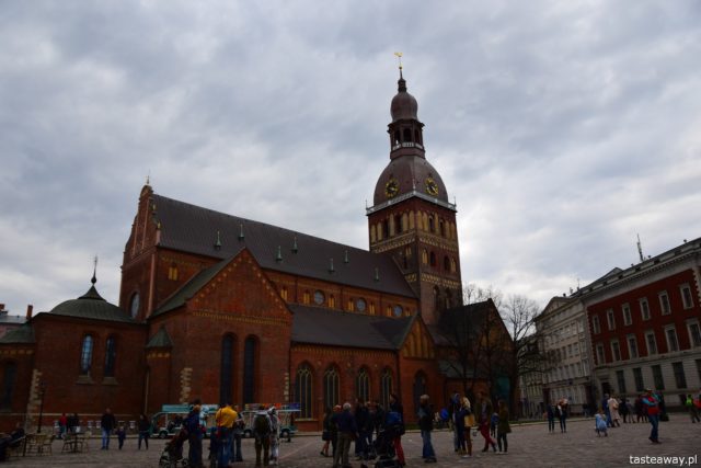 Łotwa, Ryga, co zobaczyć w Rydze, Ryga- atrakcje, starówka w Rydze, panorama Rygi, panorama starówki, katedra