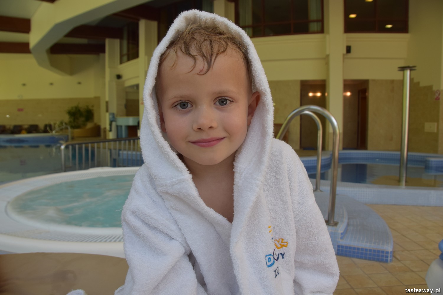 Hotel SPA Dom Zdrojowy, Jastarnia, hotele nad polskim morzem, hotele przyjazne dzieciom, hotele przyjazne dzieciom nad  polskim morzem, hotele przy plaży, Półwysep Helski, dziecko w hotelu