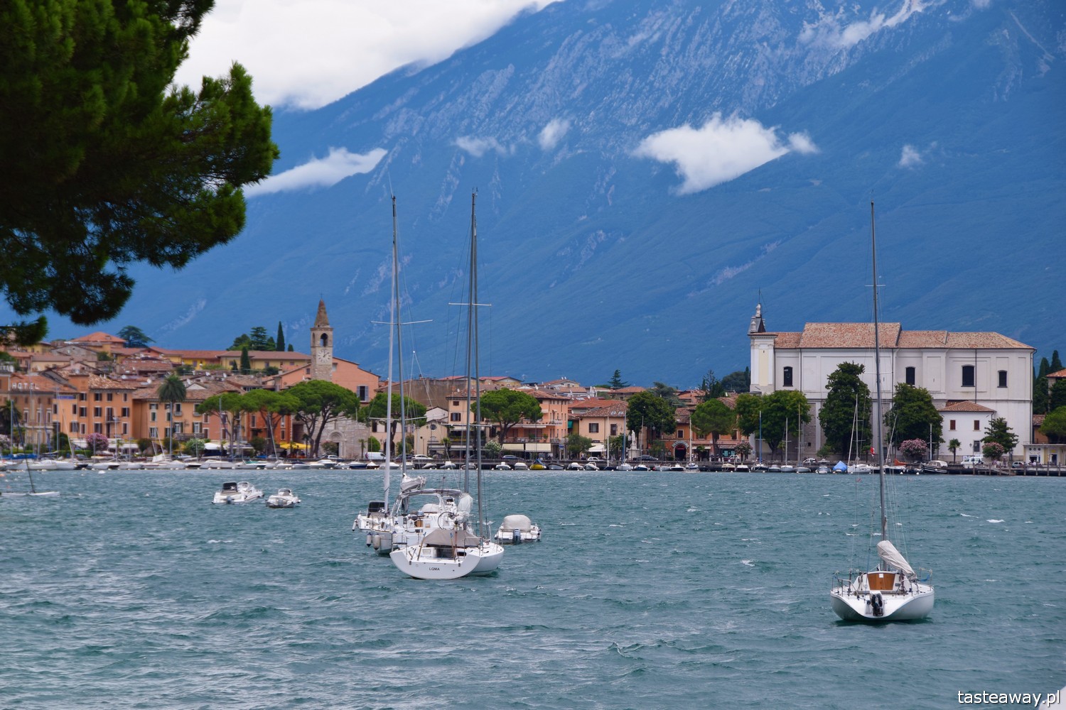 Jezioro Garda, Lago di Garda, co zobaczyć nad Jeziorem Garda, gdzie mieszkać, dom we Włoszech, najpiękniejsze miejsca nad jeziorem Garda, miasteczka nad Jeziorem Garda,