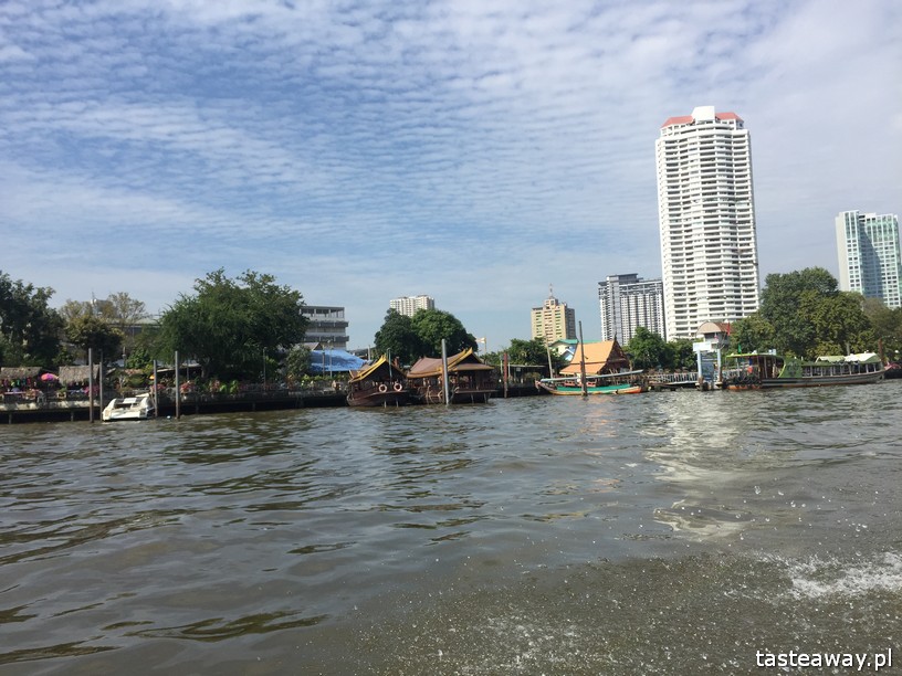 rejs lonboatem, longboatem po Bangkoku, kanały Bangkoku, kanały Thonburi, khlong, łódką po Bangkoku