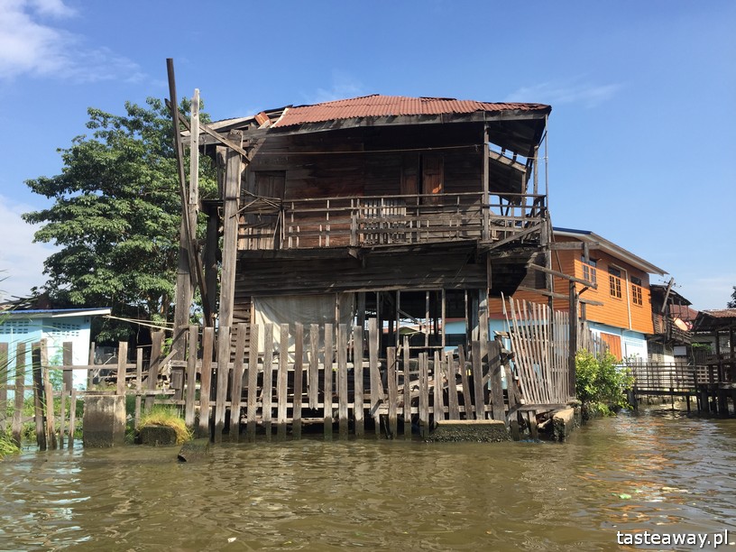 rejs lonboatem, longboatem po Bangkoku, kanały Bangkoku, kanały Thonburi, khlong, łódką po Bangkoku, Bangkok, co robić w Bangkoku, Bangkok