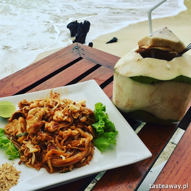 co jeść w Tajlandii, czego spróbować w Tajlandii, kuchnia tajskie, tajskie potrawy, pad thai