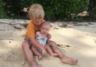 podróżowanie z dzieckiem, podróżowanie z niemowlakiem, dziecko w podróży, podróże egoztyczne z dzieckiem