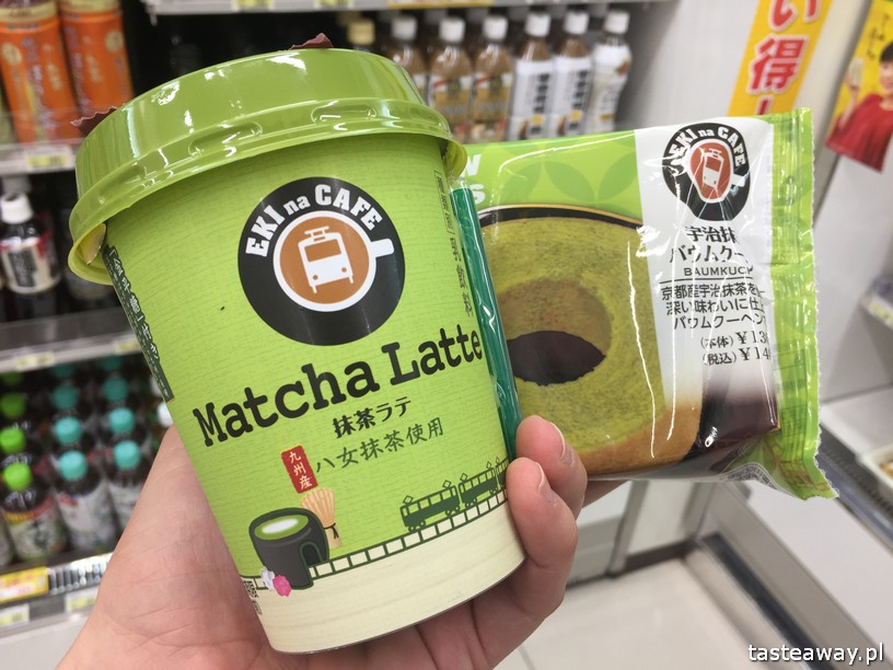 matcha, japońska zielona herbata matcha, matcha latte, Japonia, co jeść w Japonii, japońskie desery