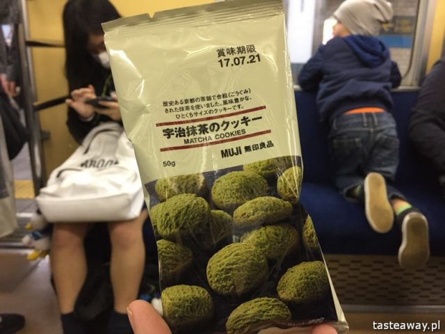 matcha, japońska zielona herbata matcha, matcha latte, Japonia, co jeść w Japonii, japońskie desery, lody z zielonej herbaty, lody matcha