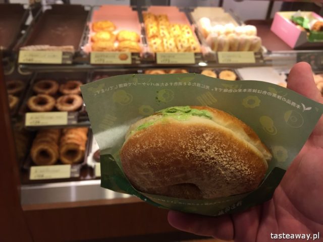 matcha, japońska zielona herbata matcha, matcha latte, Japonia, co jeść w Japonii, japońskie desery, lody z zielonej herbaty, lody matcha