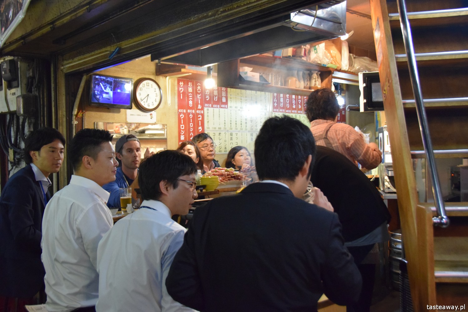 co jeść w Japonii, czego spróbować w Japonii, kuchnia japońska, okonomijayki, japoński streetfood, japoński omlet, yakitori