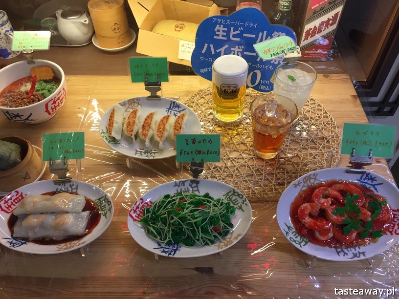 Japonia, kobiety w Japonii, metro w Japonii, ciekawoski z Japonii, co zadziwia w Japonii, plastikowe jedzenie w Japonii