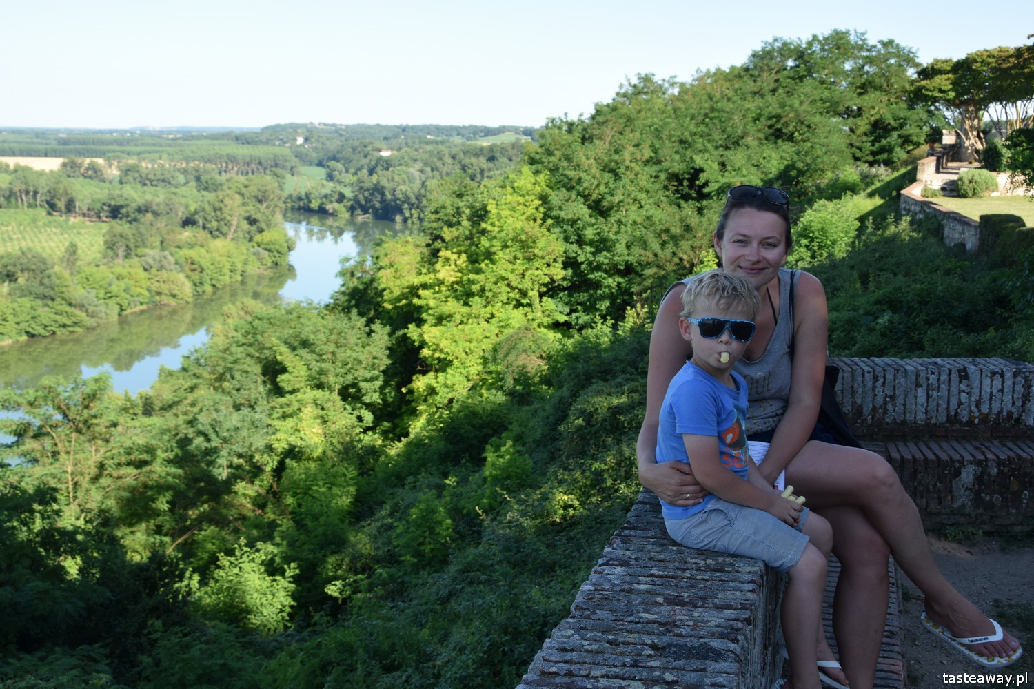 Francja, co zobaczyć we Francji, najpiękniejsze francuskie miasteczka, Oksytania, Auvillar, Occitanie