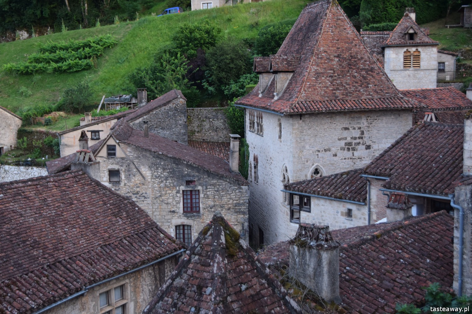 Francja, co zobaczyć we Francji, najpiękniejsze francuskie miasteczka, Oksytania, Saint Cirq Lapopie, Occitanie, bajkowa Francja