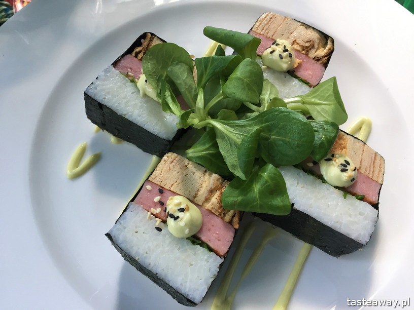 Raj w Niebie, Warszawa, kuchnia hawajska, bowl, budda bowl, gdzie na lunch, Spam Musubi, spam