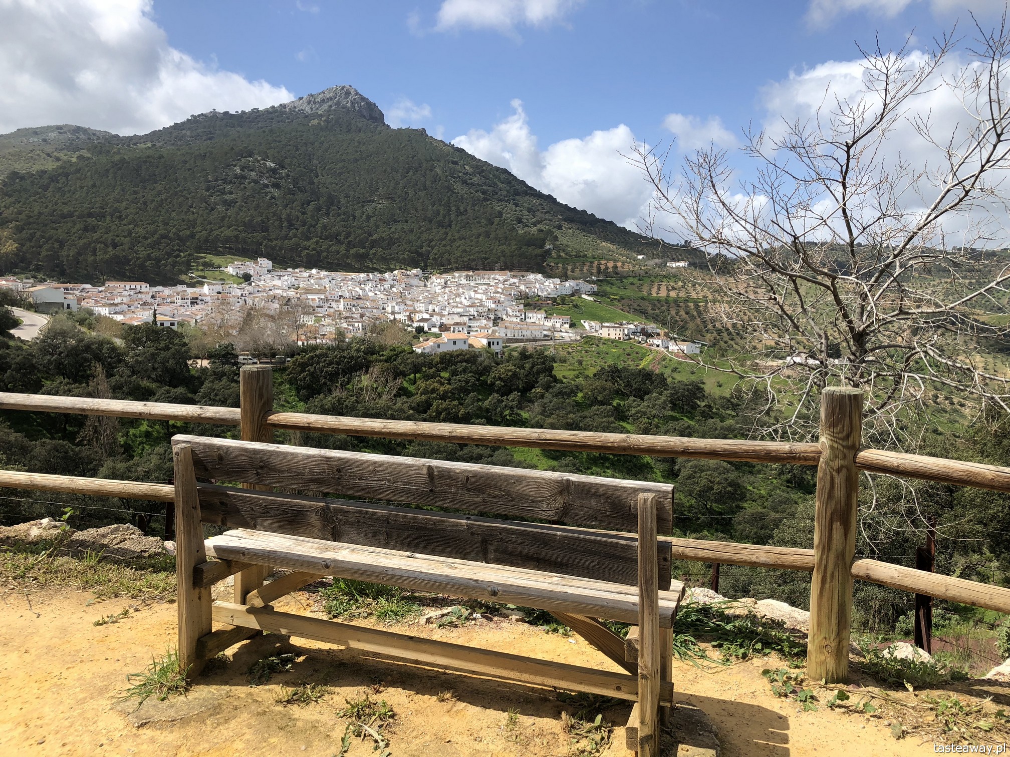 Andaluzja, najpiękniejsze miasteczka Andaluzji, pueblos blancos, co zobaczyć w Andaluzji, ruta de los pueblos blancos,  El Gastor