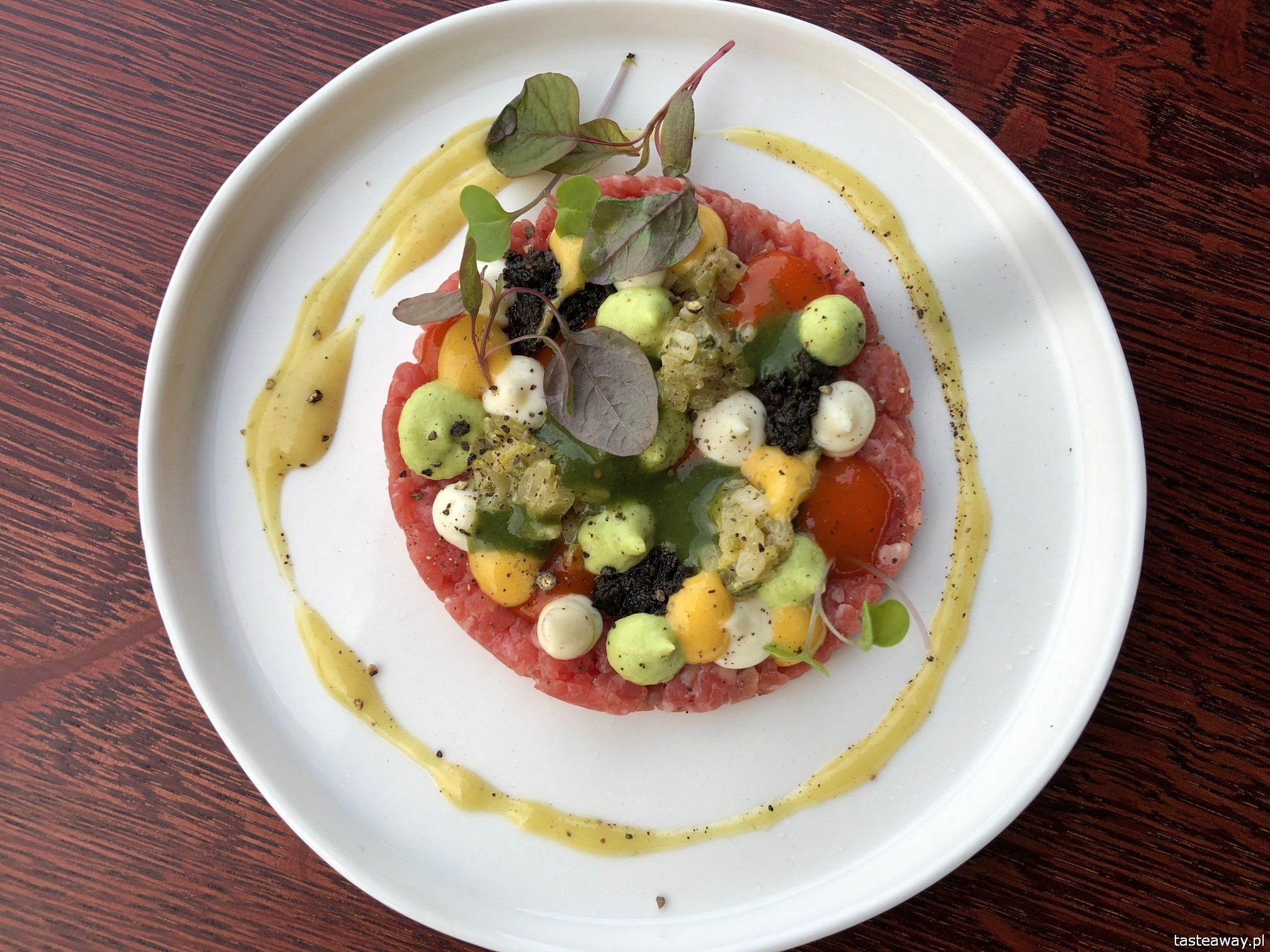 Winsky, Winsky Wine'n'Whisky Bar, nad wisłą, gdzie jeść nad Wisłą, tapas, małe formy, talerzyki, tatar