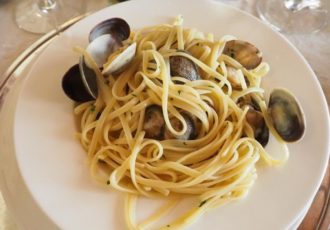 Włochy, Gallipoli, co jeść w Gallipoli, makarony, makaron z owocami morza, La Puritate, linguine alle vongole