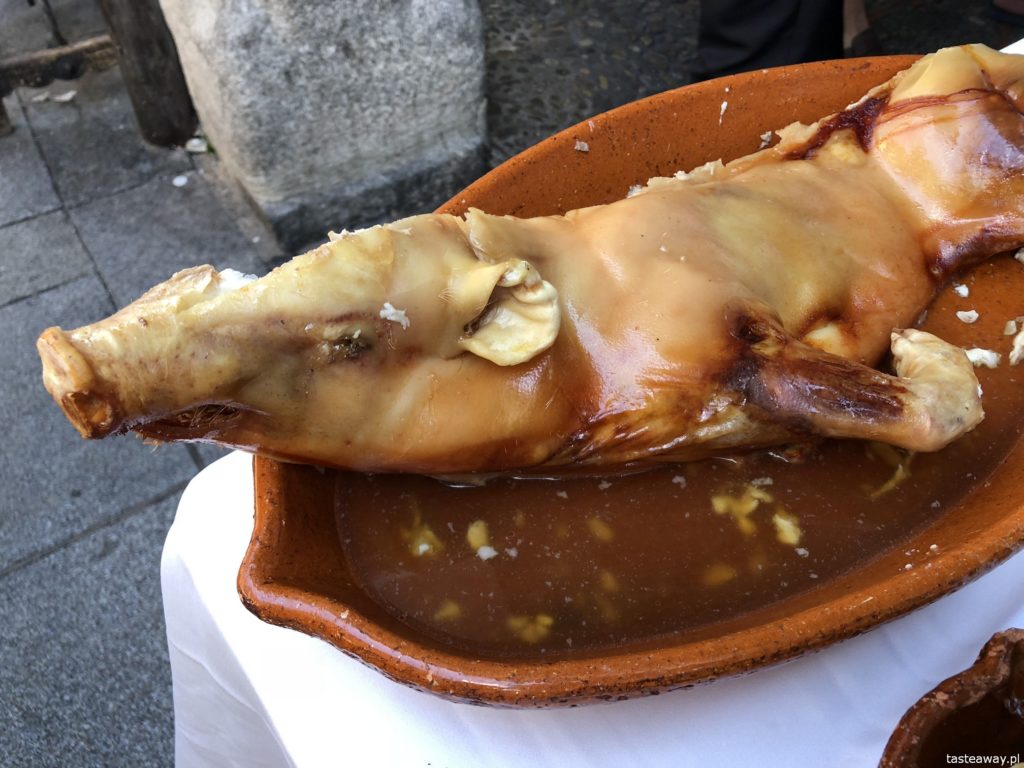 Segovia, Segovia w kilka godzin, 1 dzień w Segovii, gdzie spać w Segovii, Hotel Candido, co zjeść w Segovii, cochinillo asado