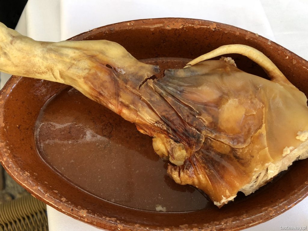 Segovia, Segovia w kilka godzin, 1 dzień w Segovii, gdzie spać w Segovii, Hotel Candido, co zjeść w Segovii, cochinillo asado