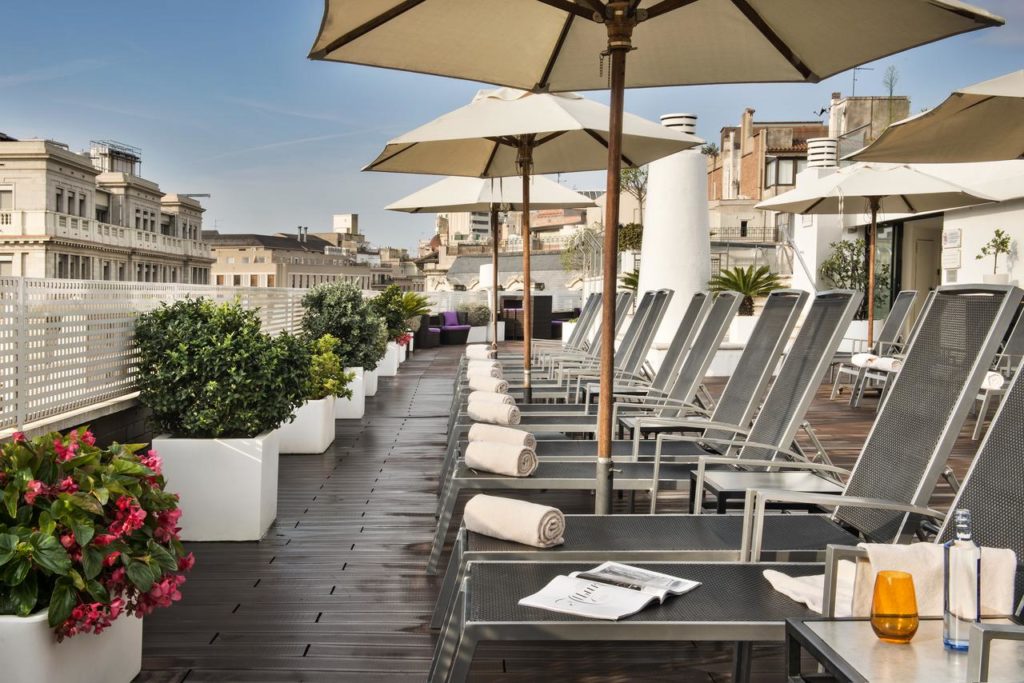 NH-collection-barcelona-podium-dach