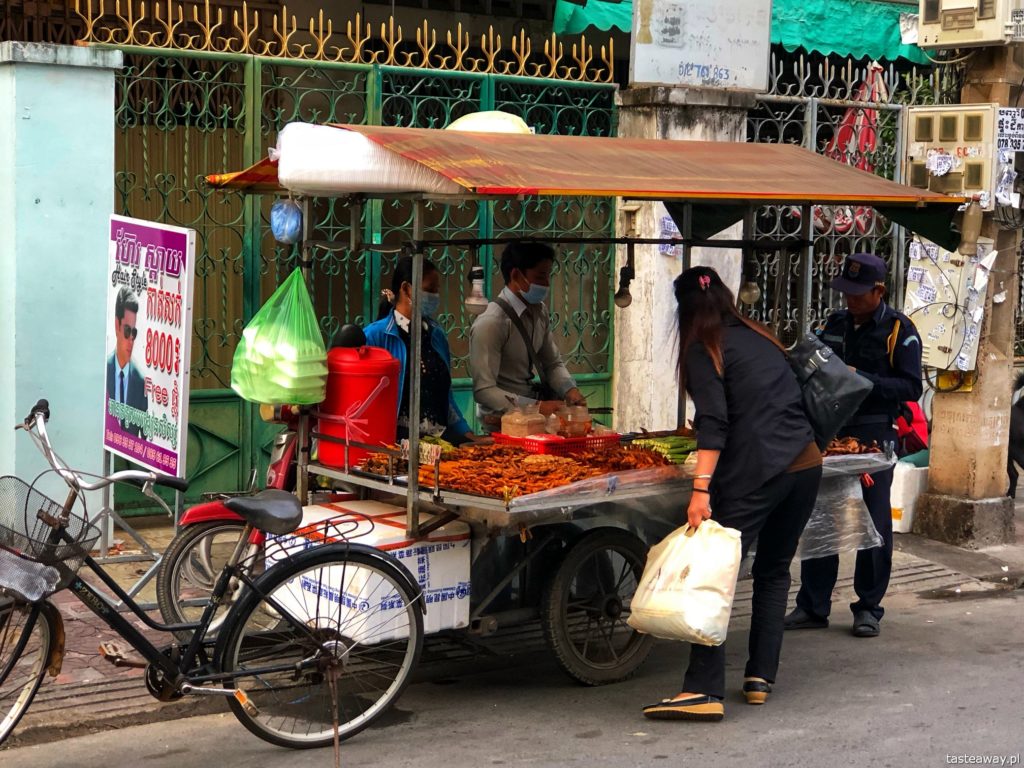 jedzenie-uliczne-phnom-penh