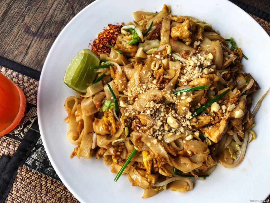 lazy beach-khmerski-pad thai