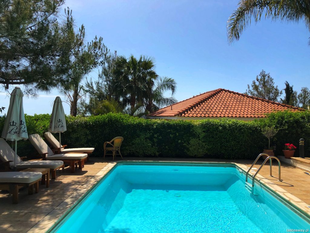 eve pissouri villas_basen