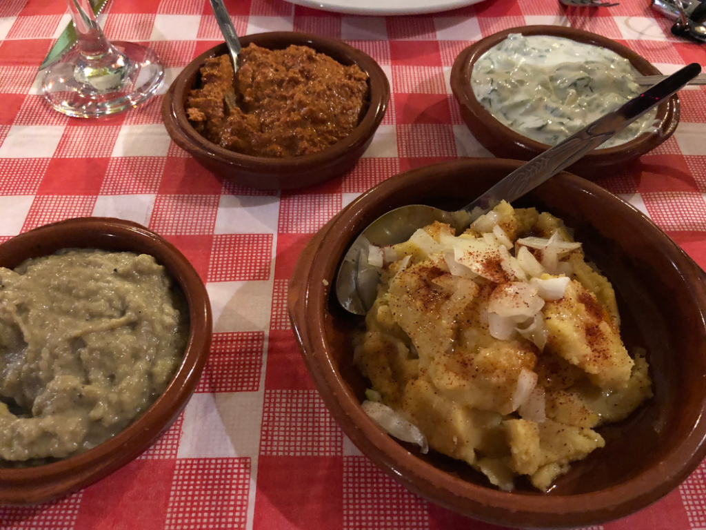 mezze kathikas