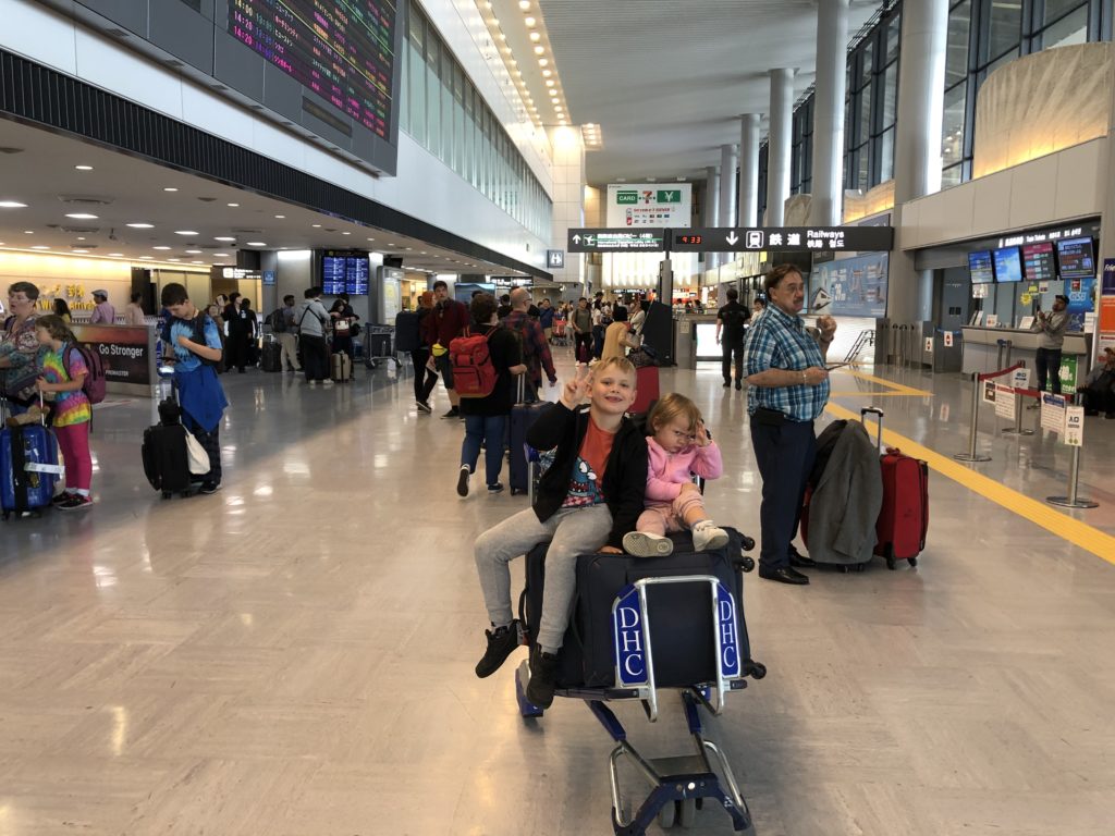 lot, podróże na własną rękę