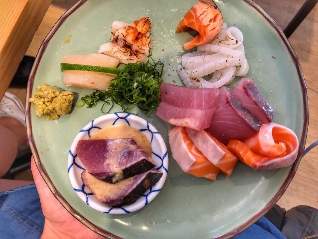 sushi bar