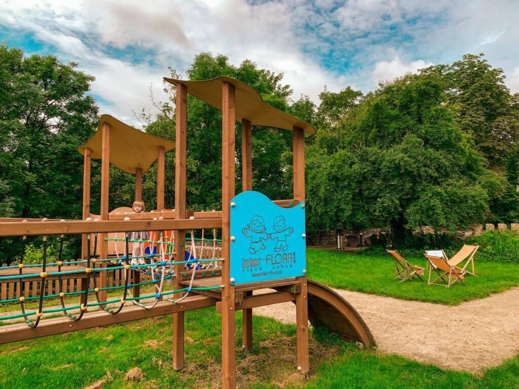 Uroczysko_plac zabaw