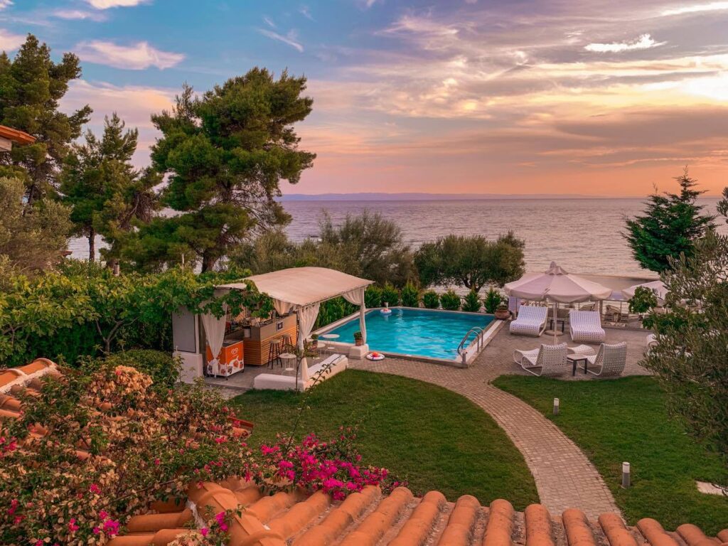 Acrotel Athena Villas_o zachodzie słońca