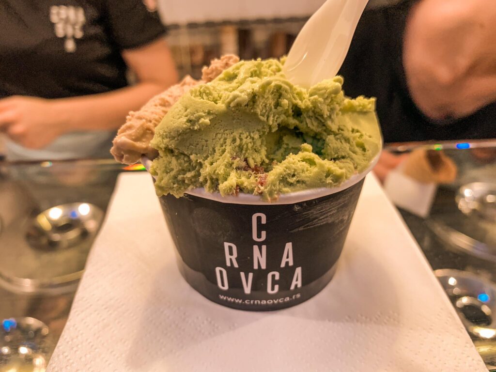 Crna Ovca lody_matcha