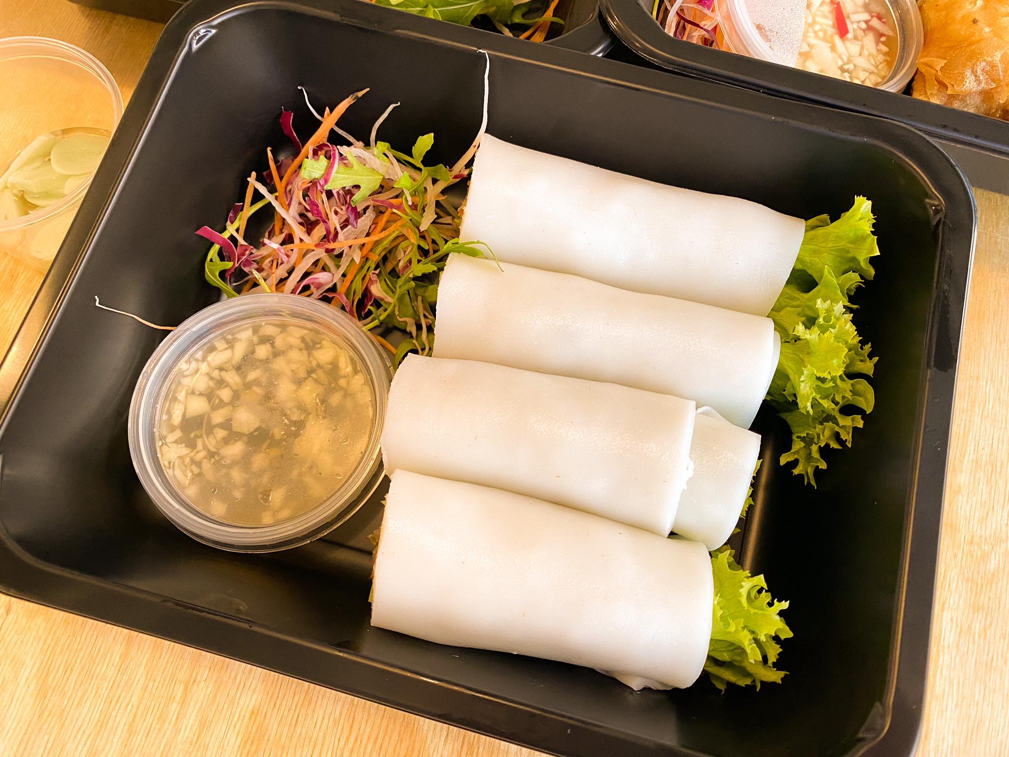 spring rolls z kaczką