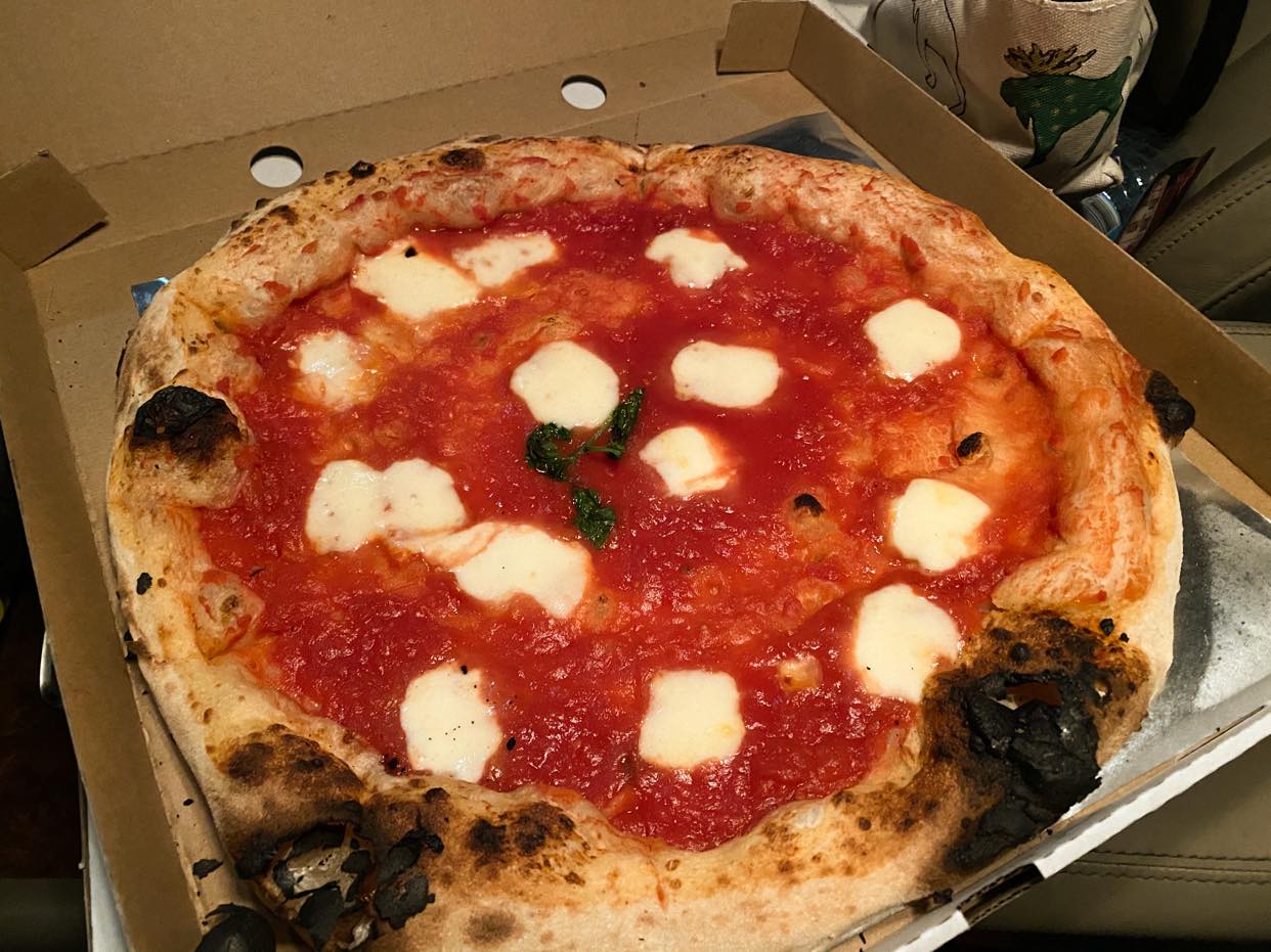 Polpo, pizza Margherita